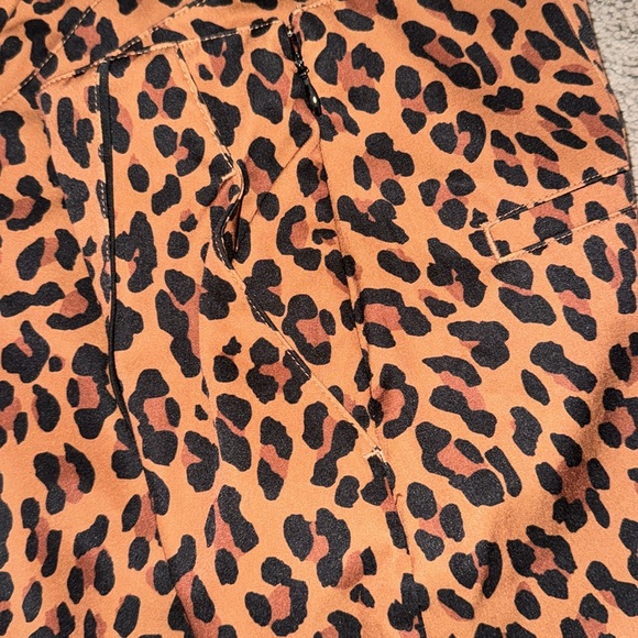 lady Hagen ⛳️ woman’s golf skort - Picture 4 of 8